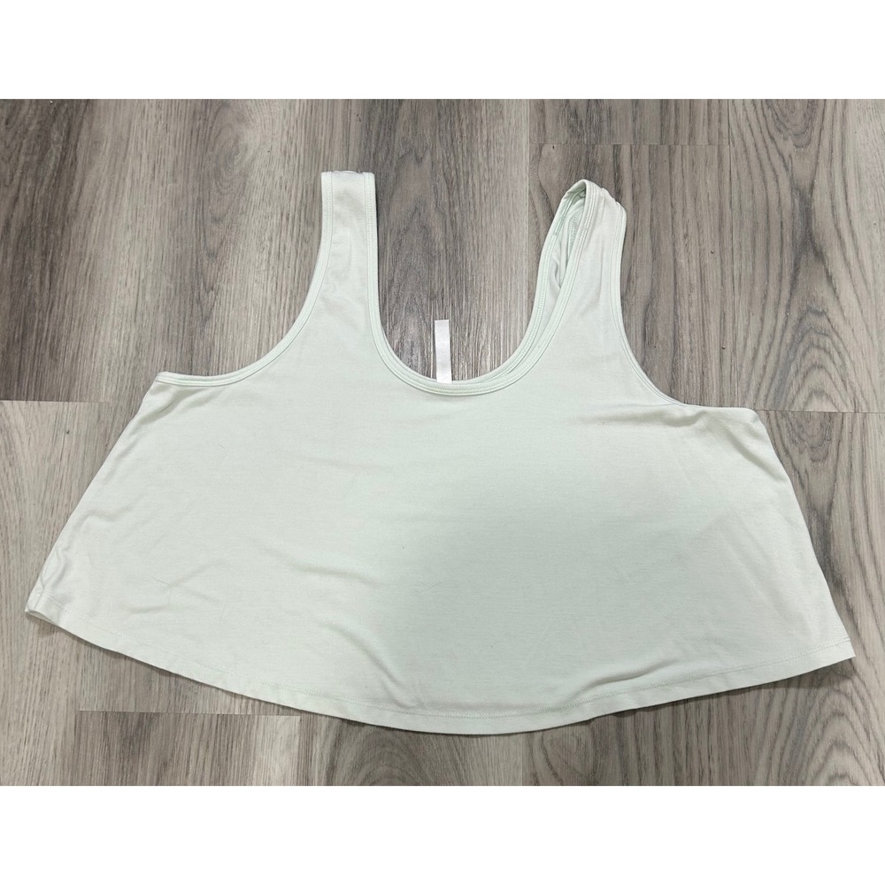 Fabletics Womens Medium Mint Green Relaxed Crop Tank Top Scoop Neck‎ Sleeveless